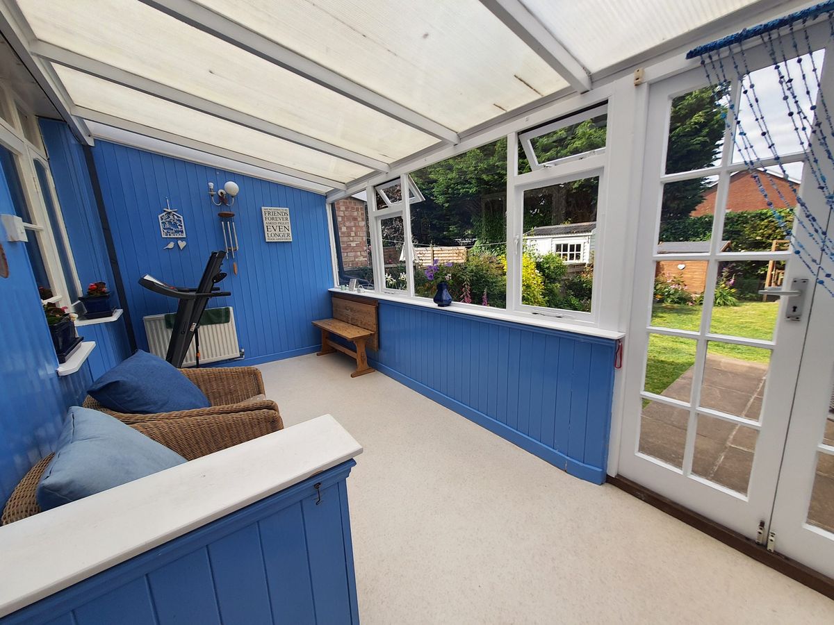 Monastery Gardens, Enfield, EN2 0AE - 20