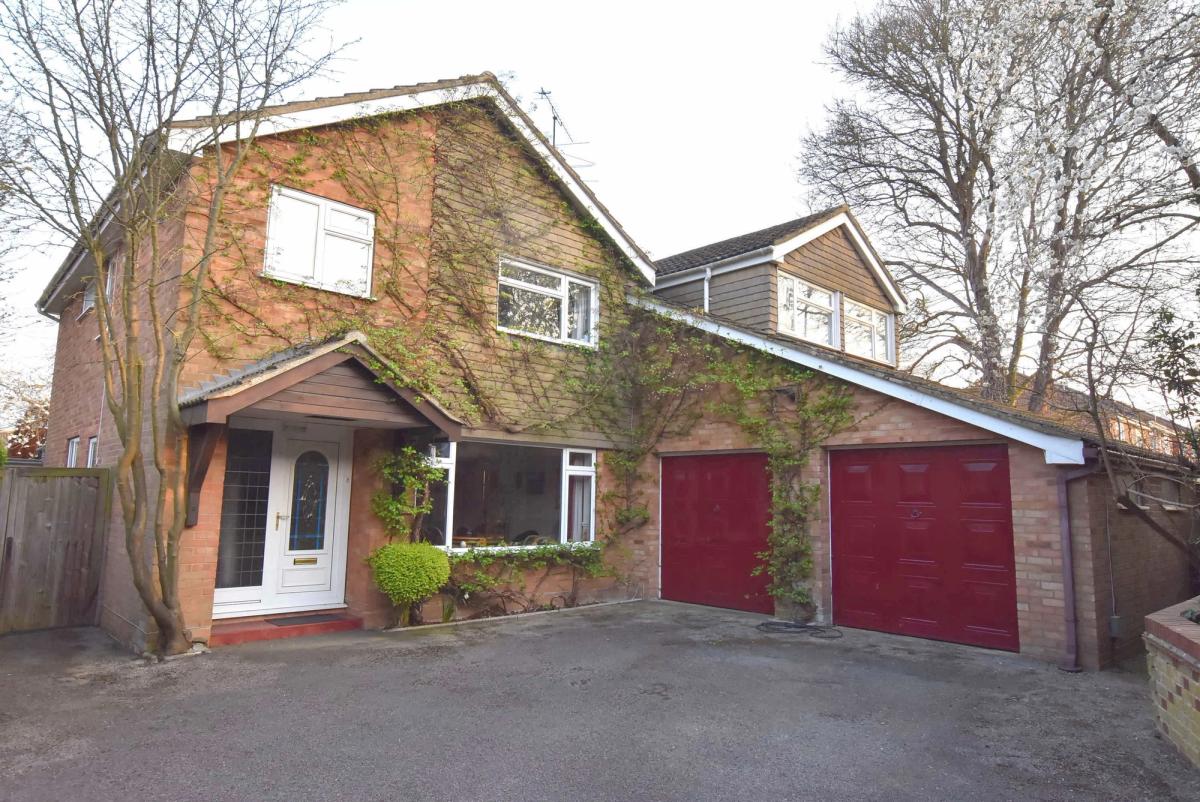 Masefield, Hitchin, SG4 0QB