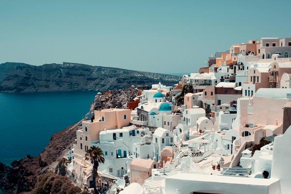 Best Time to Visit Greece: Complete Seasonal Guide 2024