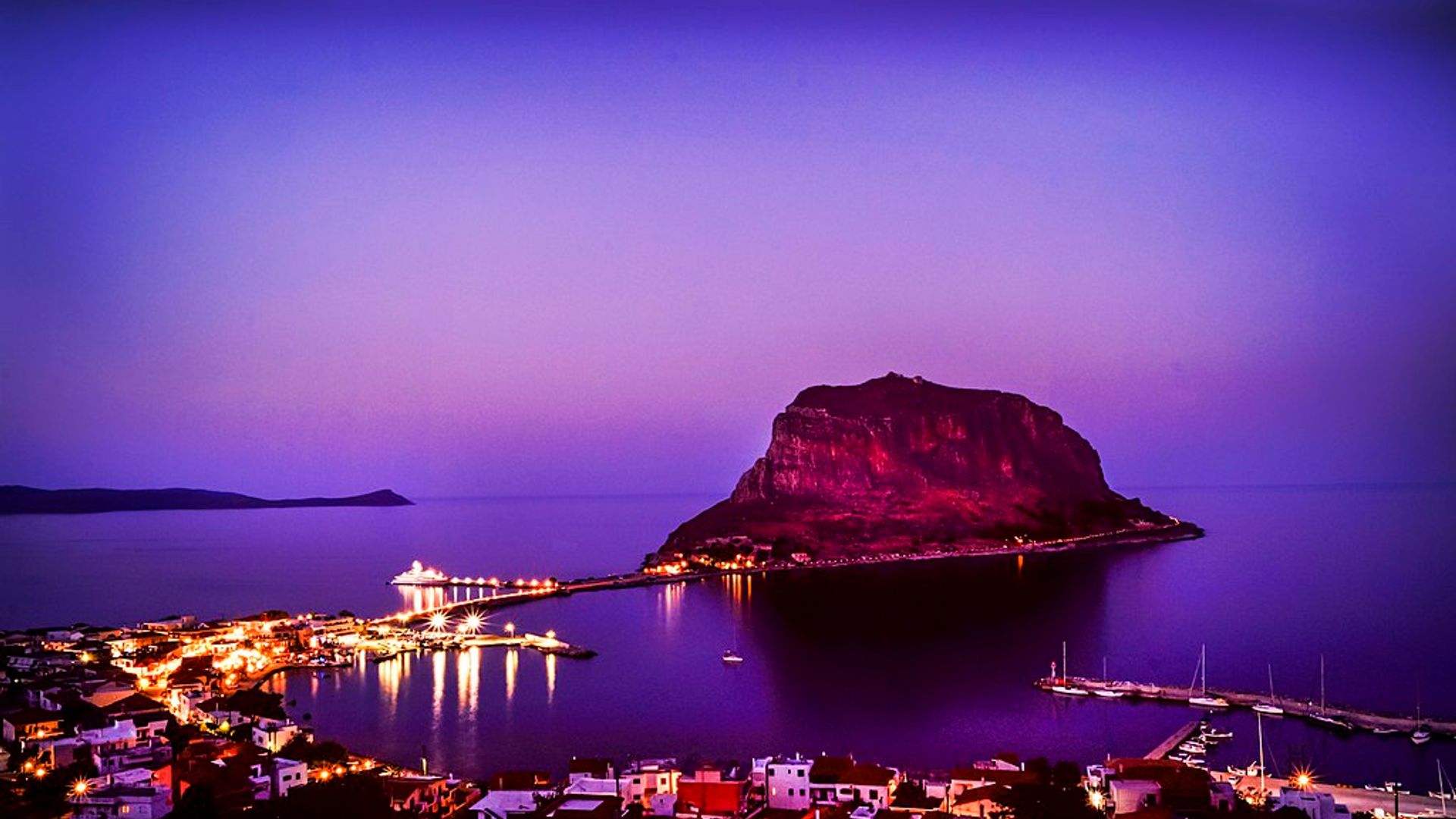 Monemvasia Greece: Complete Guide to the Medieval Castle Town