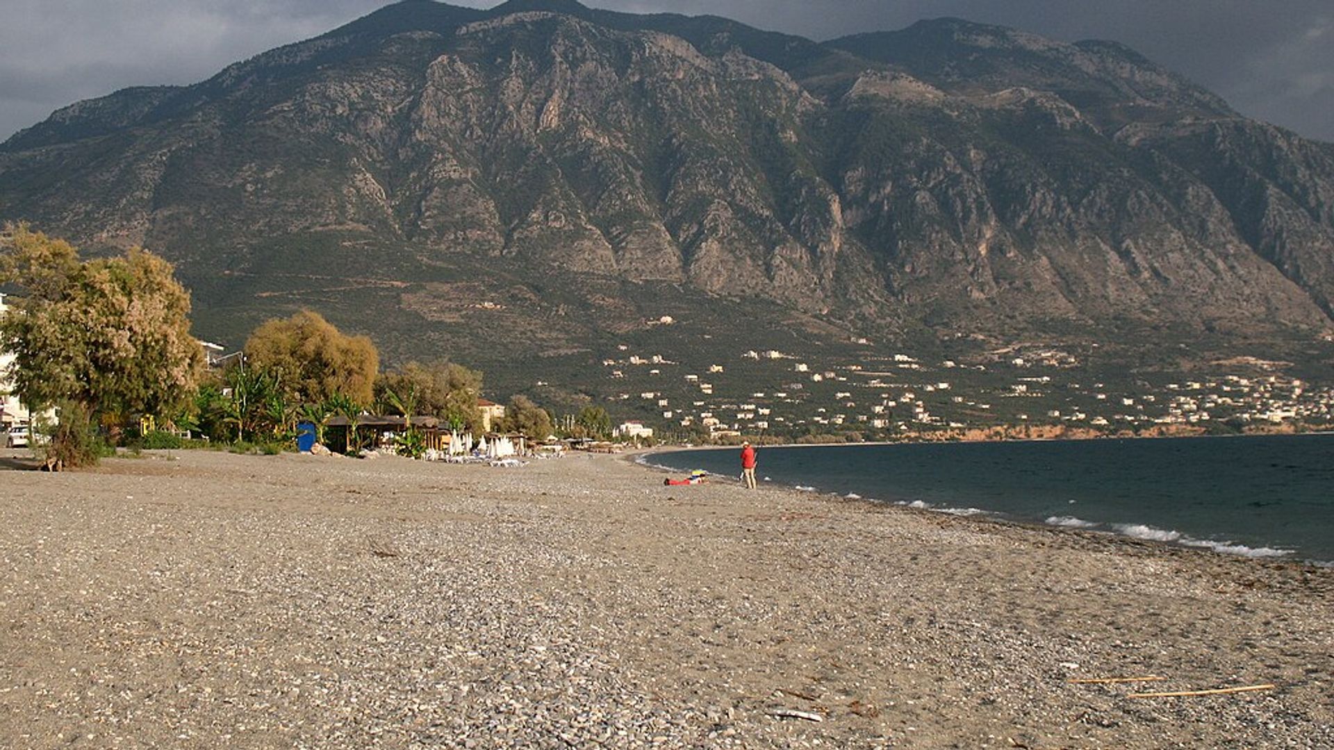 Kalamata Travel Guide: Beaches, Olives & Peloponnese Charm