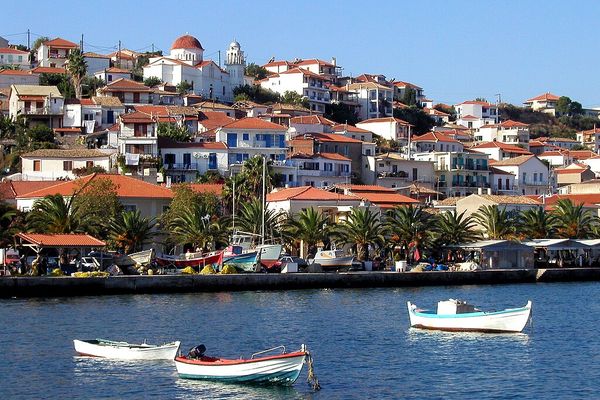 Koroni Castle: Medieval Fortress & Coastal Views in Messinia