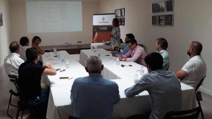ASCENZA reúne a su distribución en Córdoba para dar a conocer su estrategia en olivar