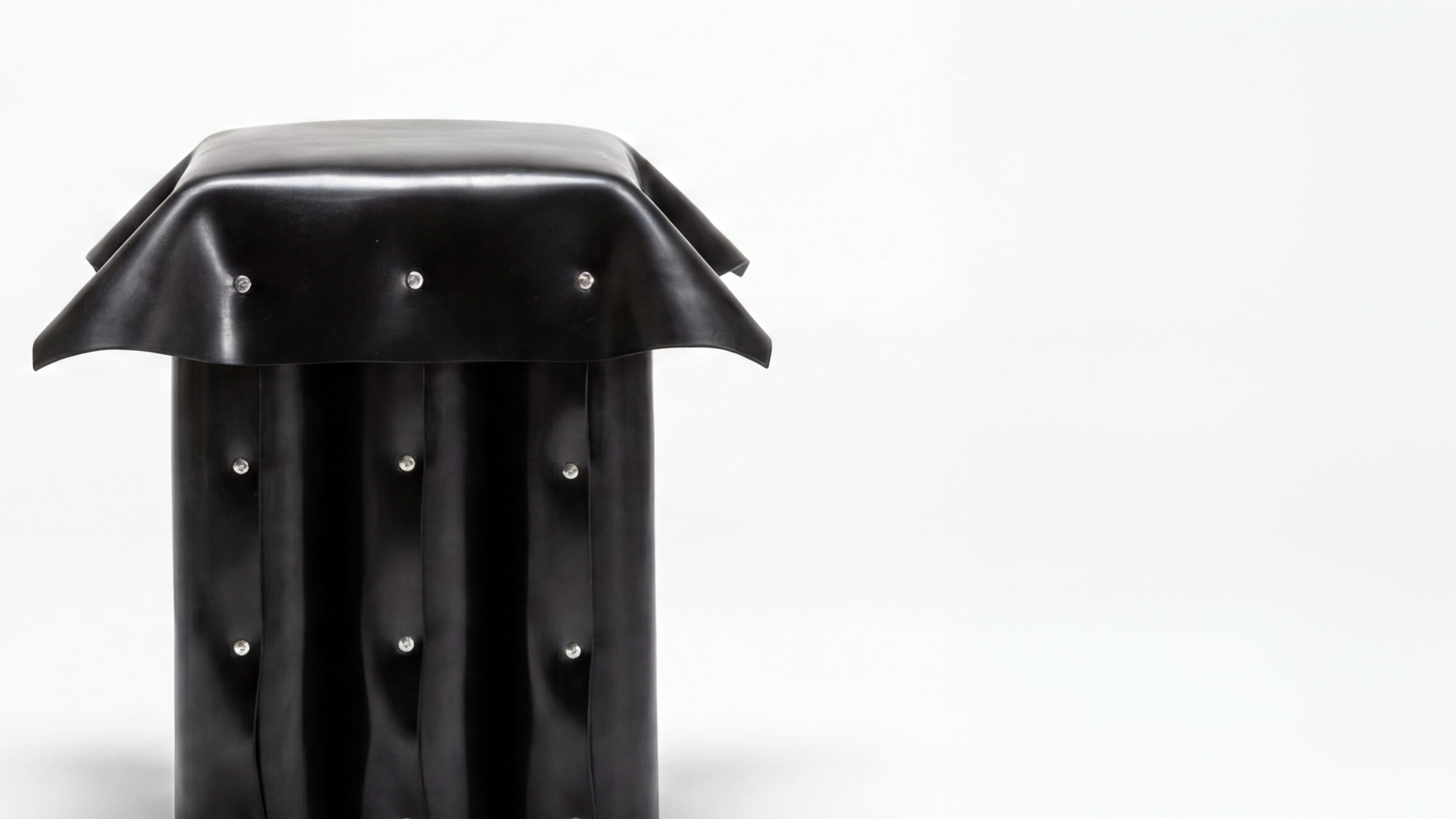 Rubber Table Medium