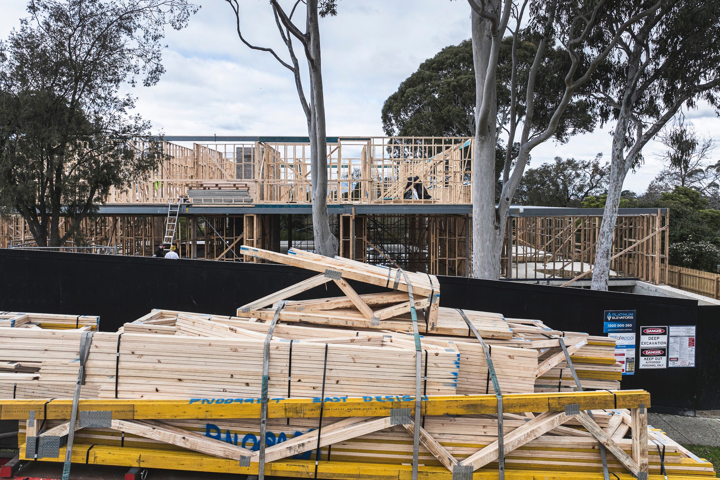 Roof Trusses, Box Gutters & Roofing
