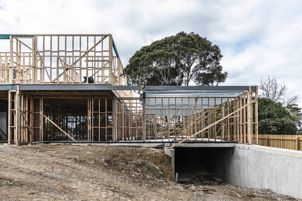 ONSITE - Frame Stage 1