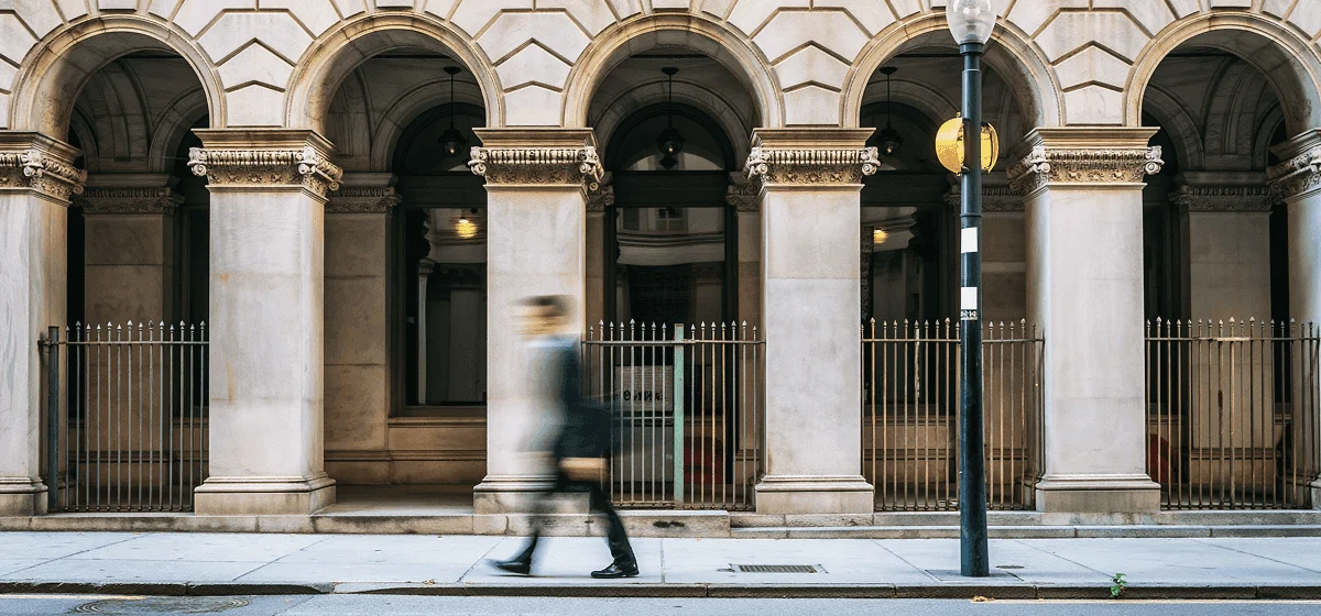 Automatisation de la gestion des contrats : comment l'IA rationalise les flux de travail juridiques