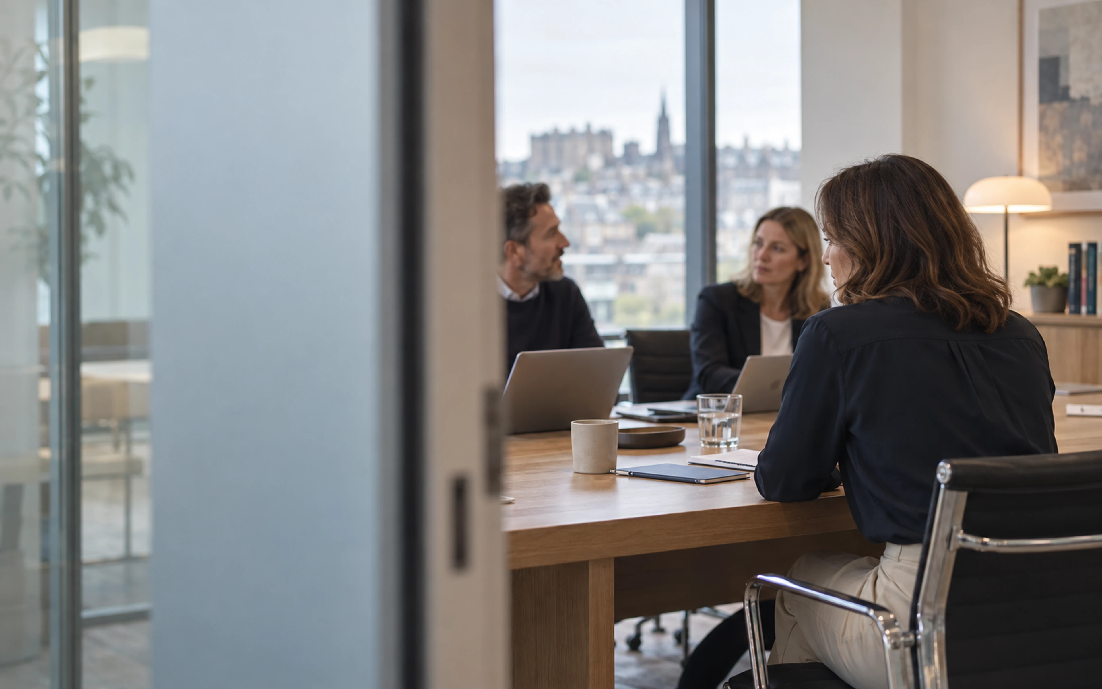 Legal ops software: a buyer's guide to platforms vs. point solutions