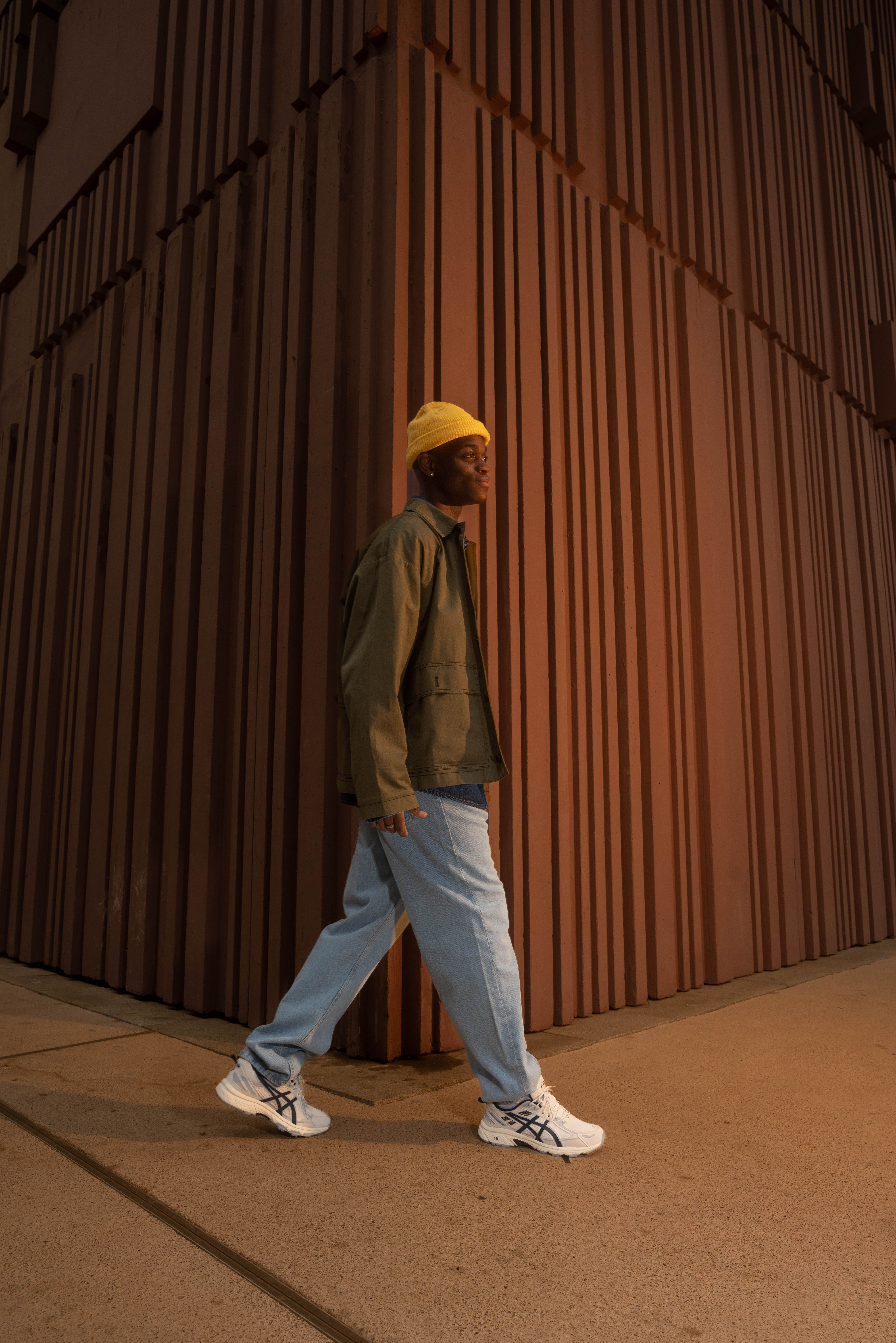 Views Studio Asics world digital campaign