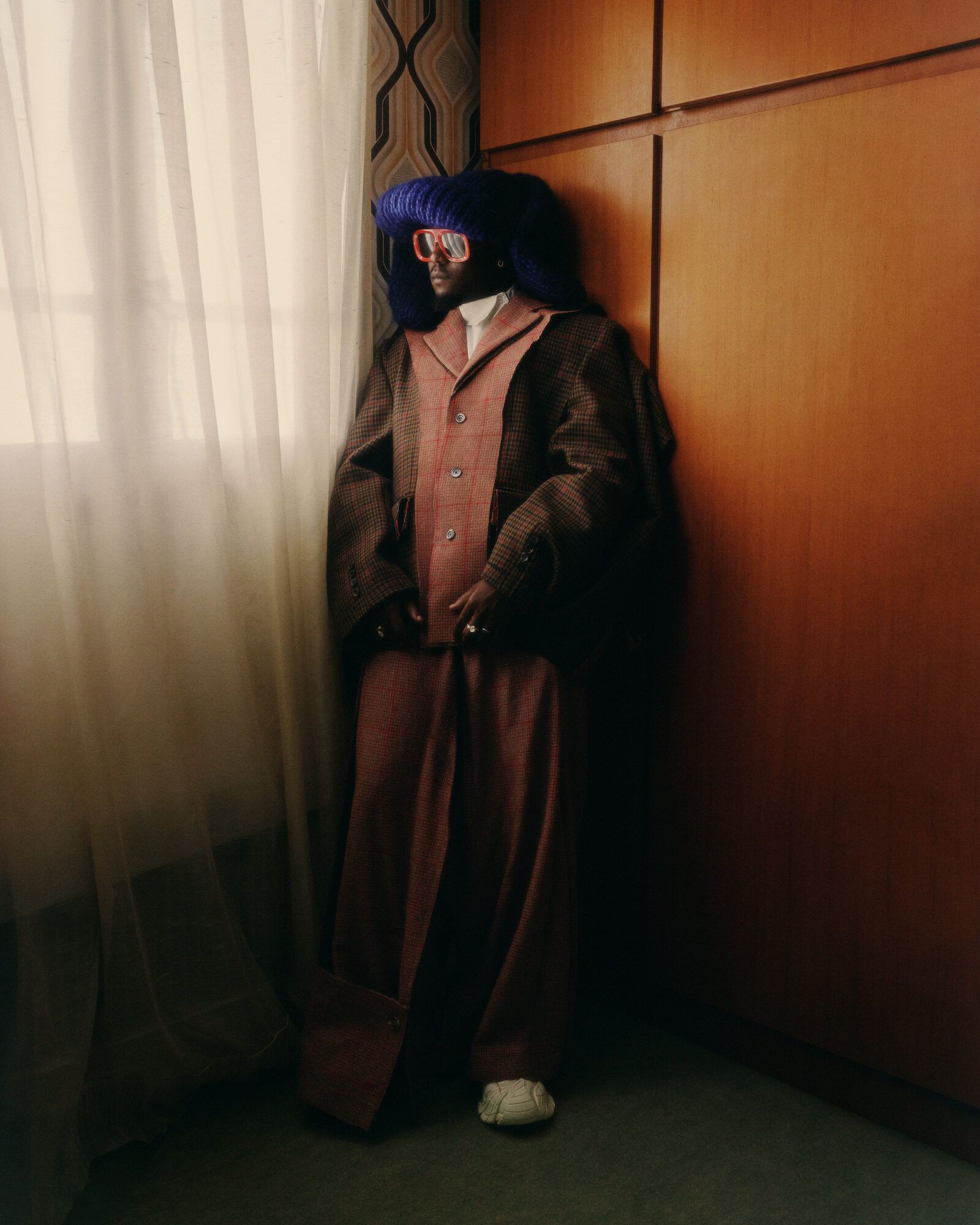 guy2bezbar chapka suit