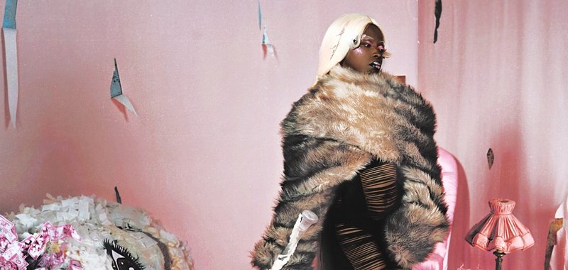 Theodora — MEGA BBL