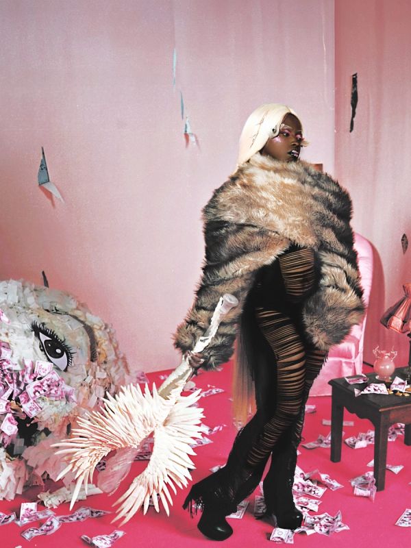 Theodora — MEGA BBL