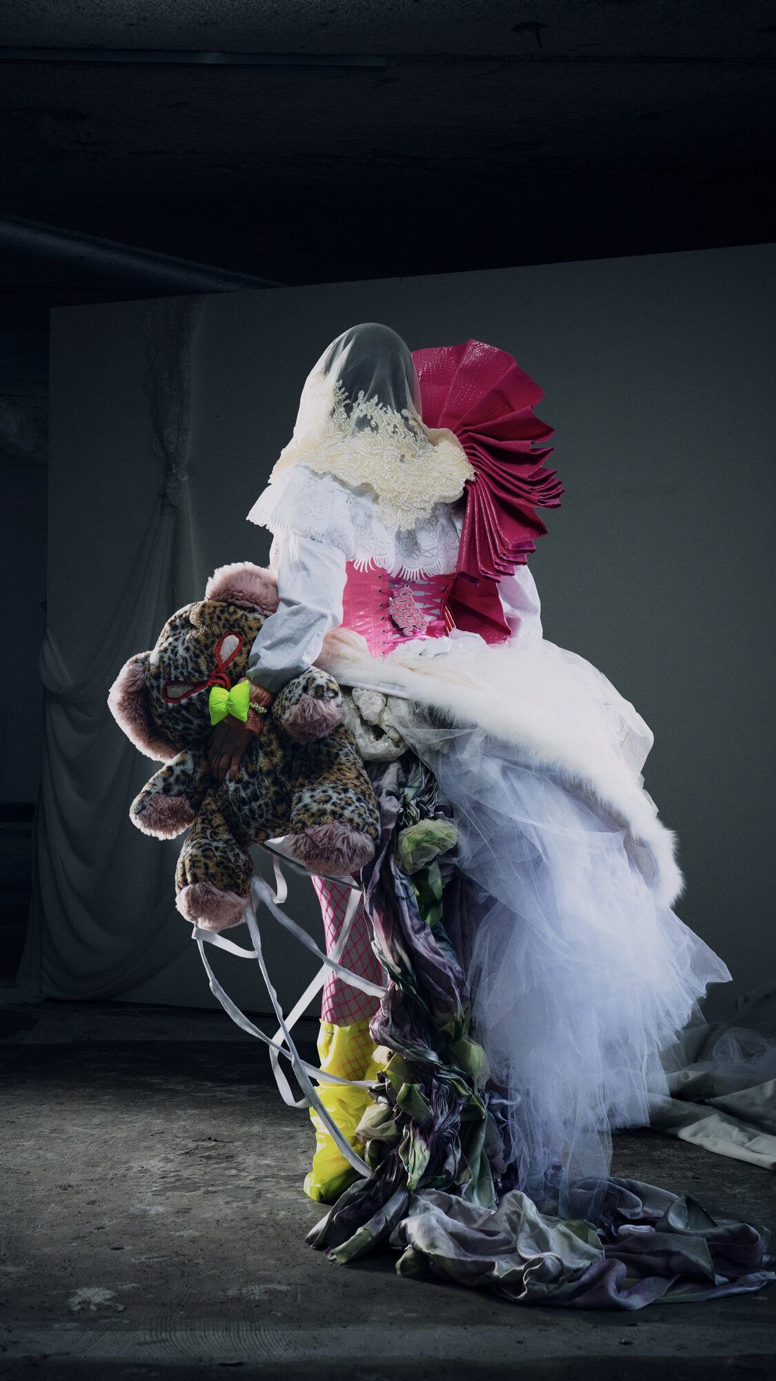 fake fittings helvetico thin bold xirojin maximalism