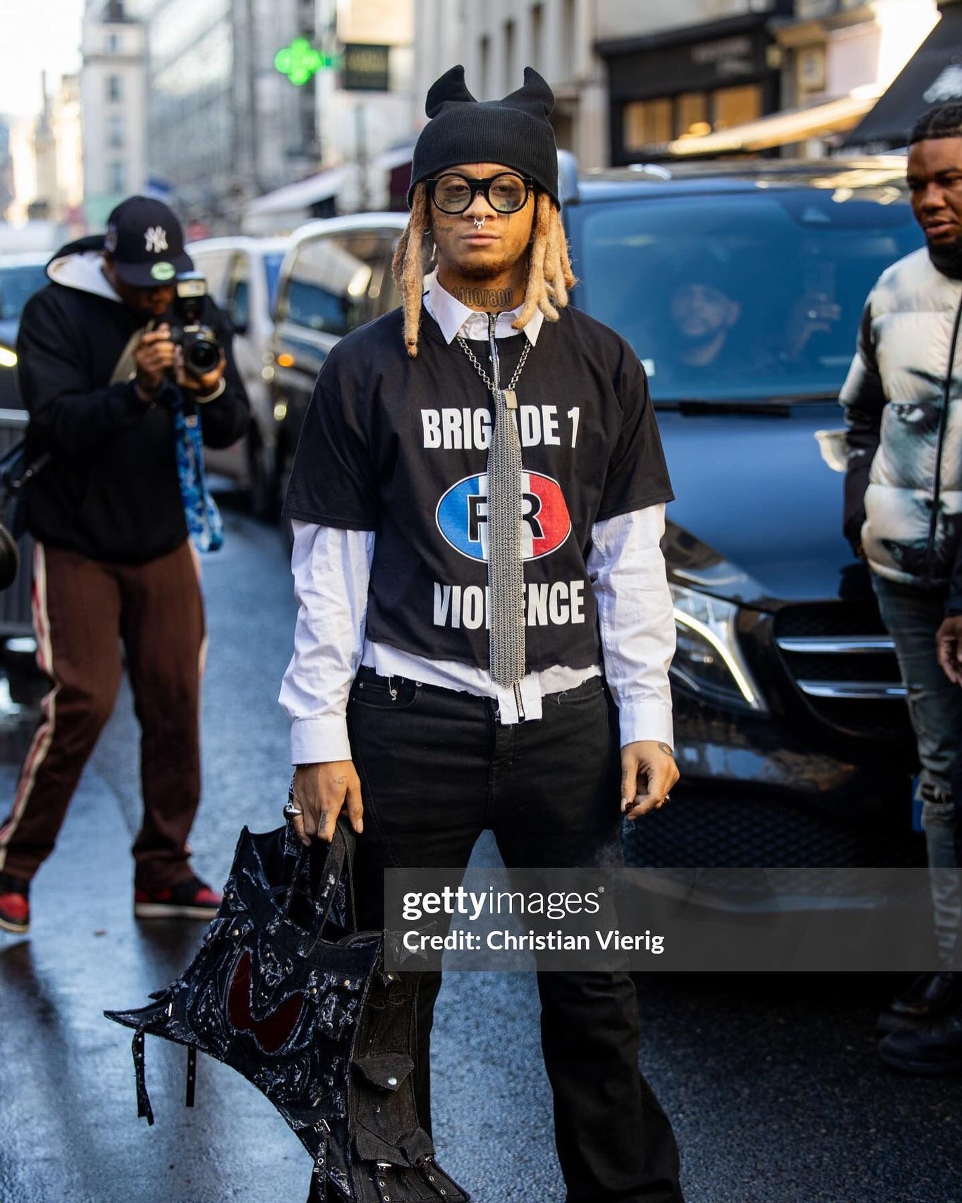 Paris Fashion Week detail 3
