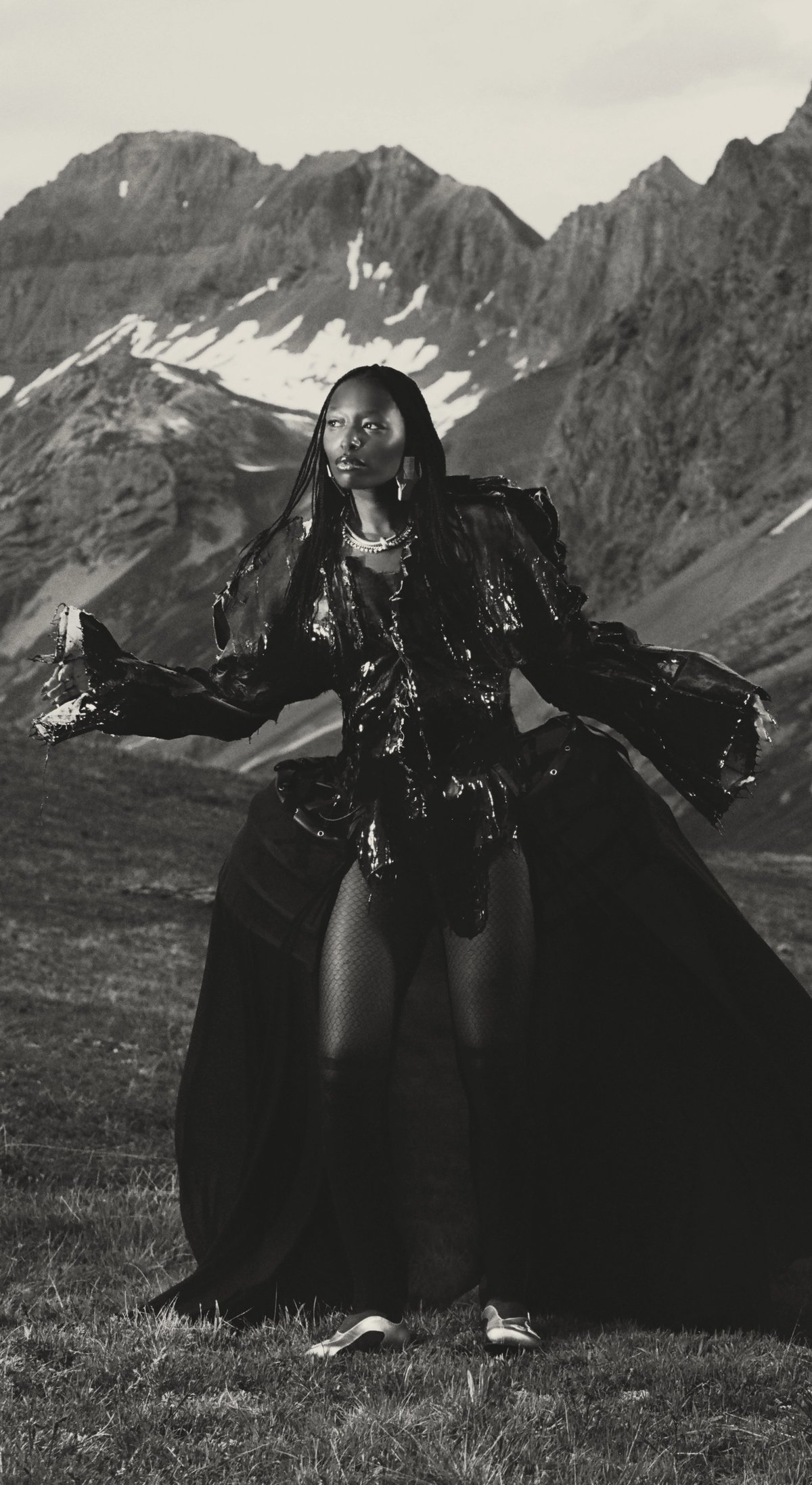 éditorial en Suisse pour le magazine Sicky avec l'influenceuse Jessy Regina