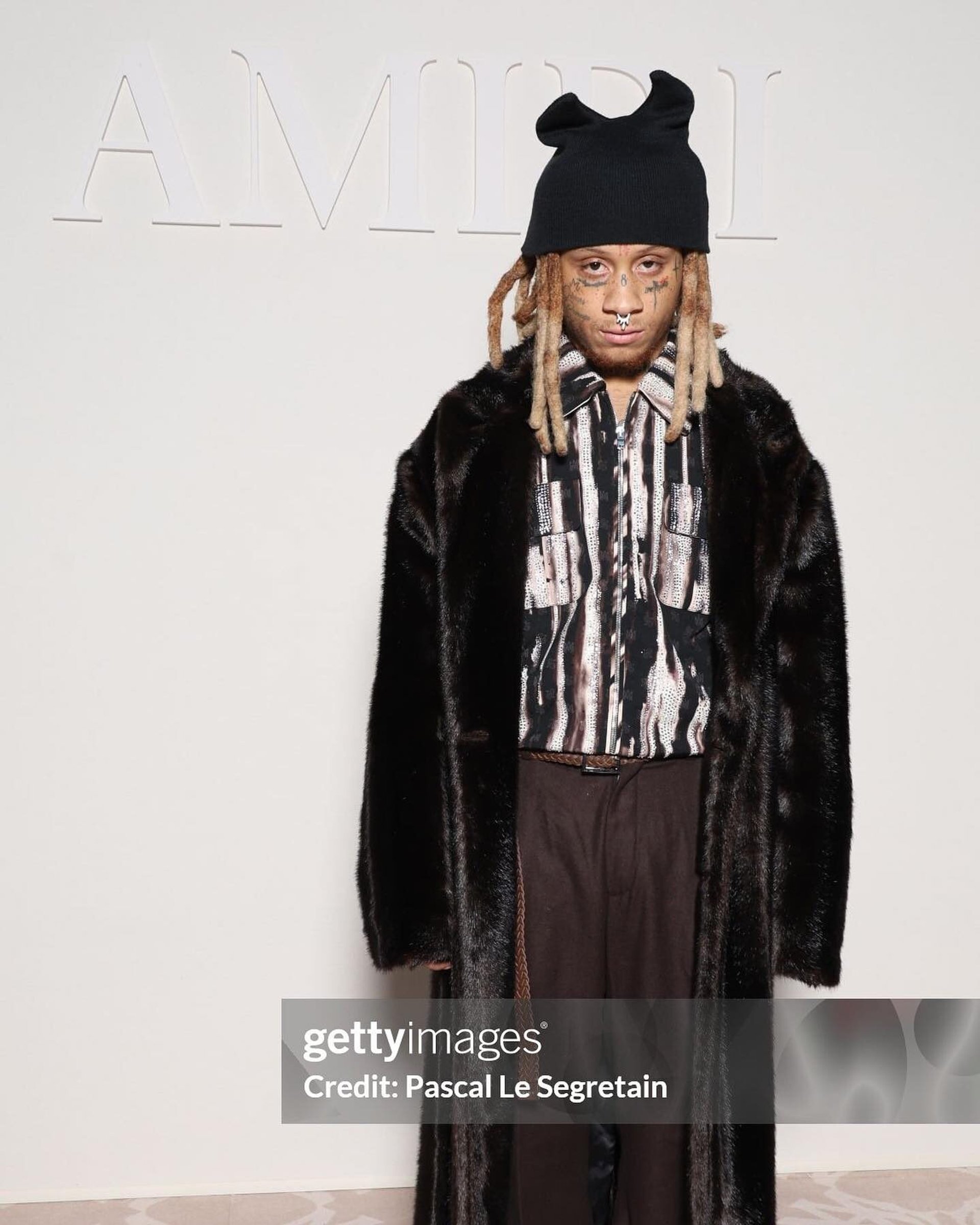 Paris Fashion Week detail 6