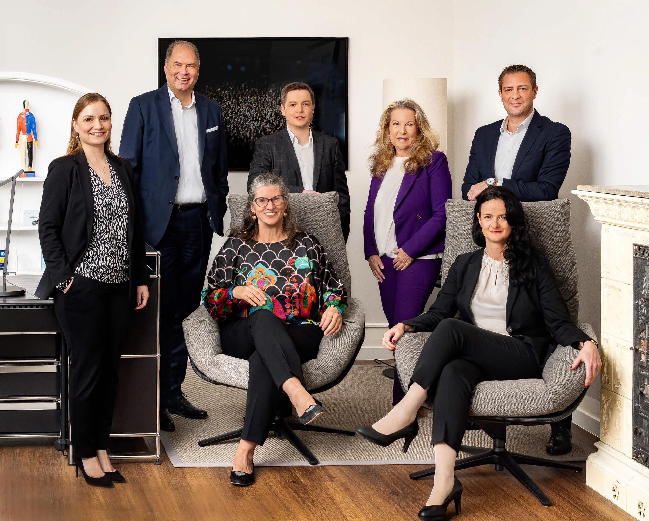 Corinna Glenz verstärkt phe consultants als Partnerin