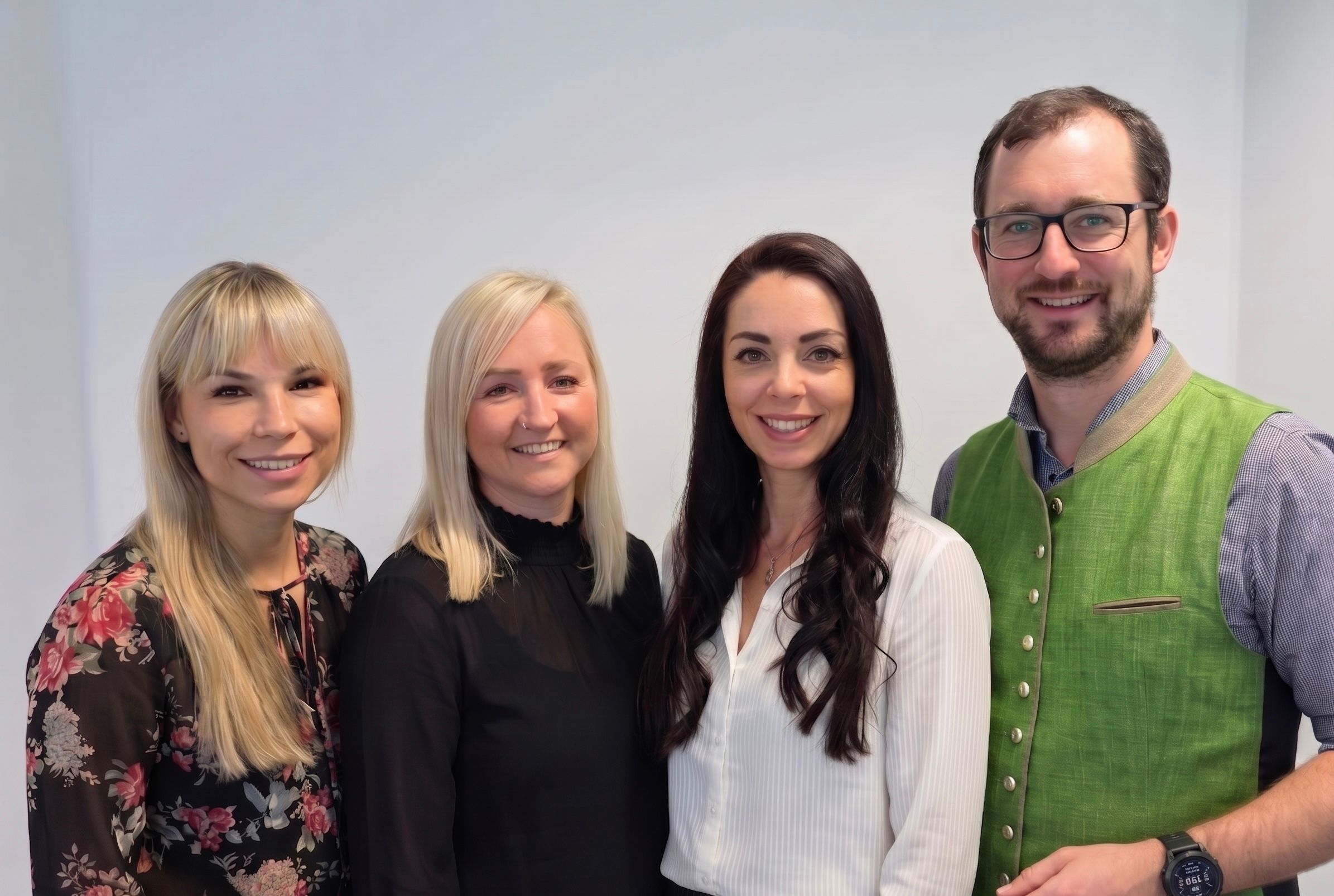 Team Nothegger Personalberatung – Angela Thiel, Rebecca Krause, Marnie Sommer und Mario Nothegger