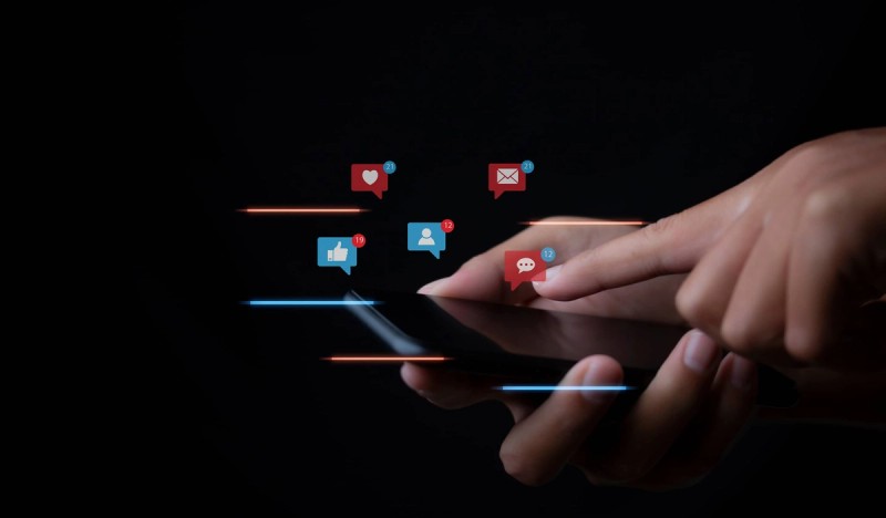 I built an AI bot to promote content on Threads.