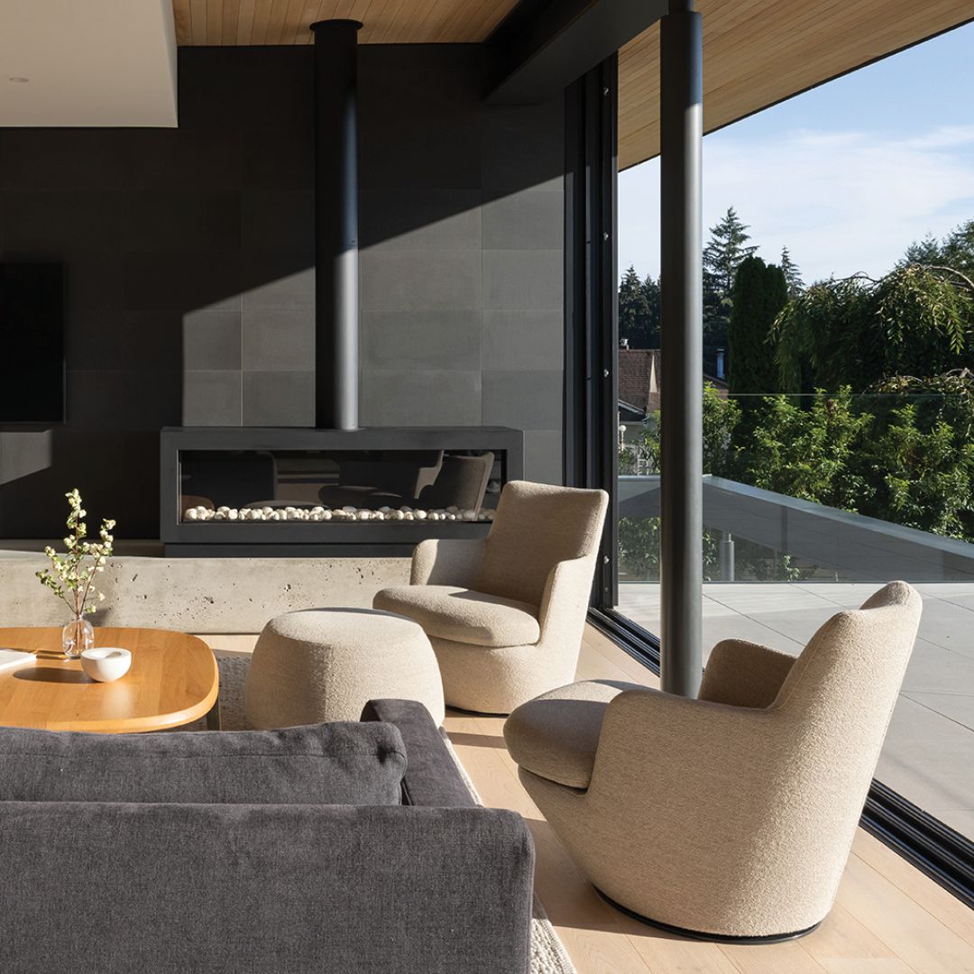 Lo Turn swivel chair