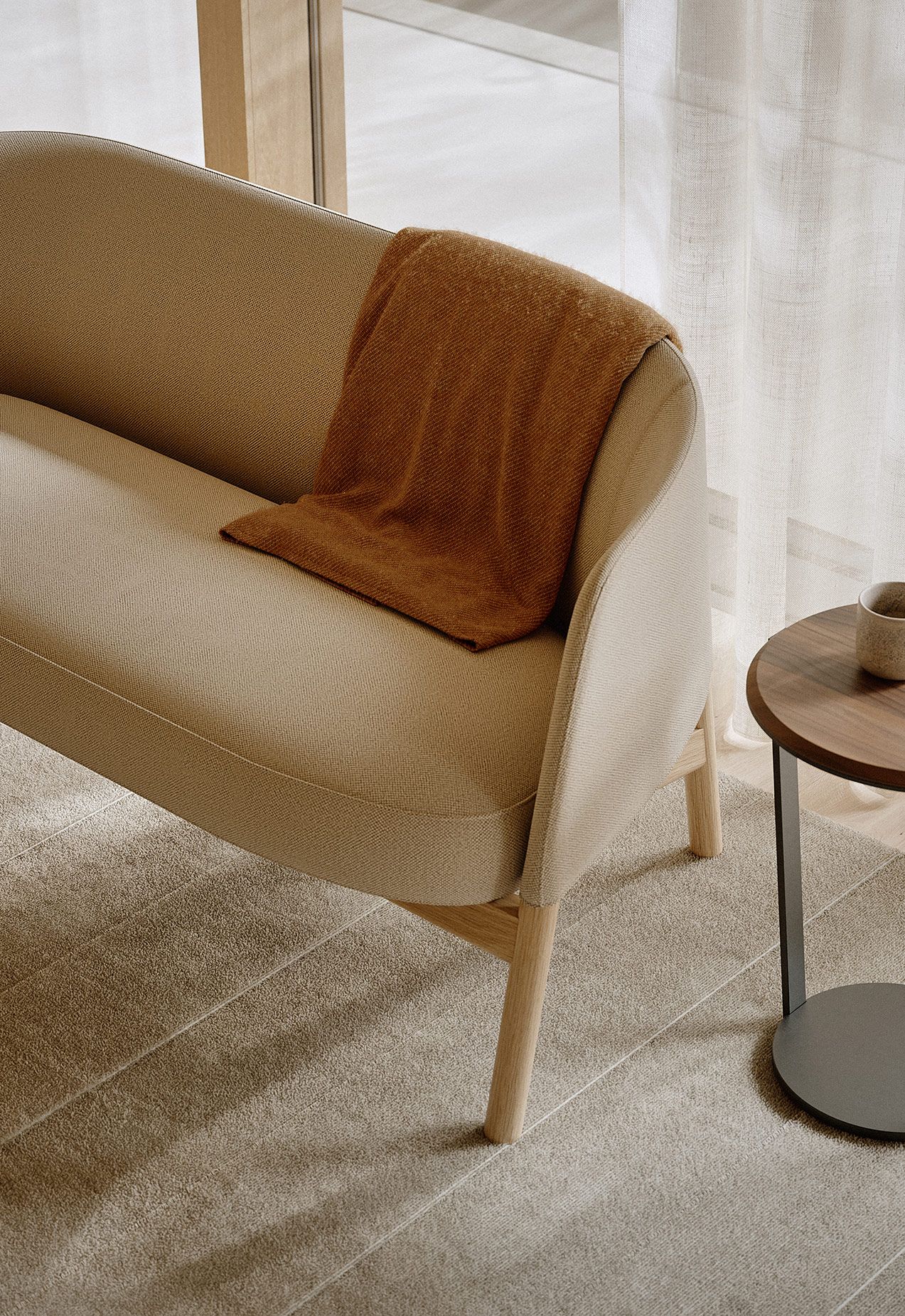 Collar 2 Seater