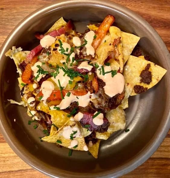 Nachos du Super Bowl au gibier mijoté à la bière