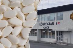Teknir með átta þúsund íbúfen töflur