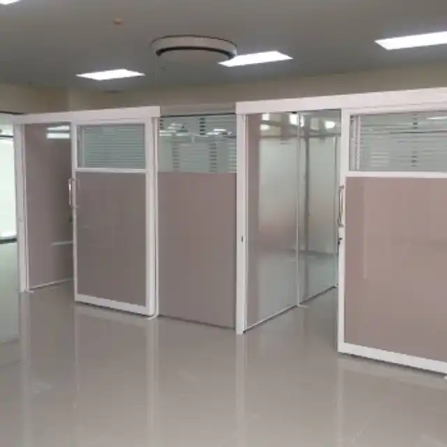 ประตูบานเลื่อน กั้นออฟฟิศ
