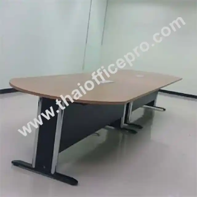 โต๊ะประชุมรูปวงรี