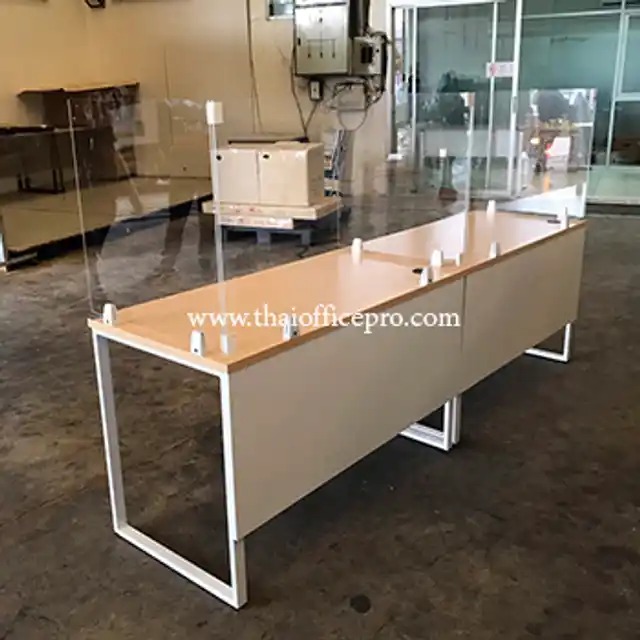 ฉากอะคริลิคใสแบบคอก