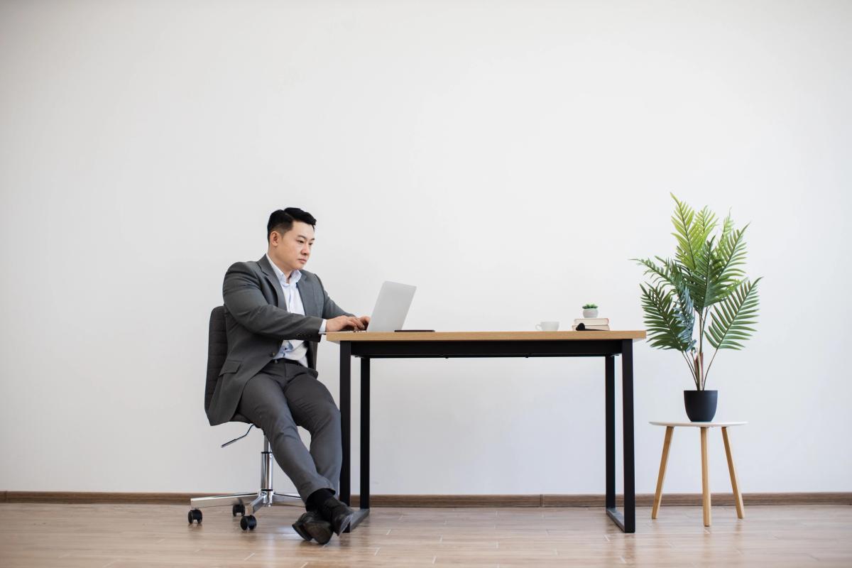 5 เก้าอี้ทำงาน Ergonomic ราคาไม่เกิน 5,000 บาท ที่คนแนะนำเยอะที่สุด 