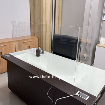 ฉากอะคริลิคใสแบบคอก