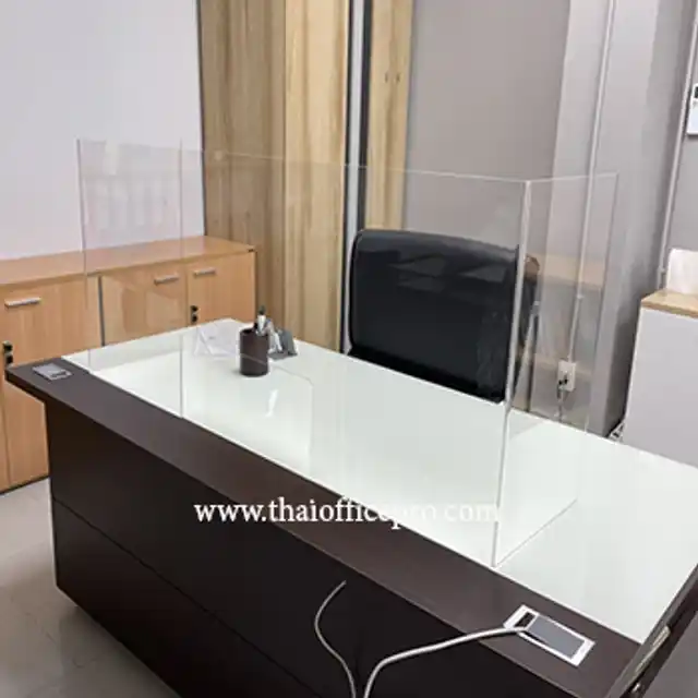 ฉากอะคริลิคใสแบบคอก