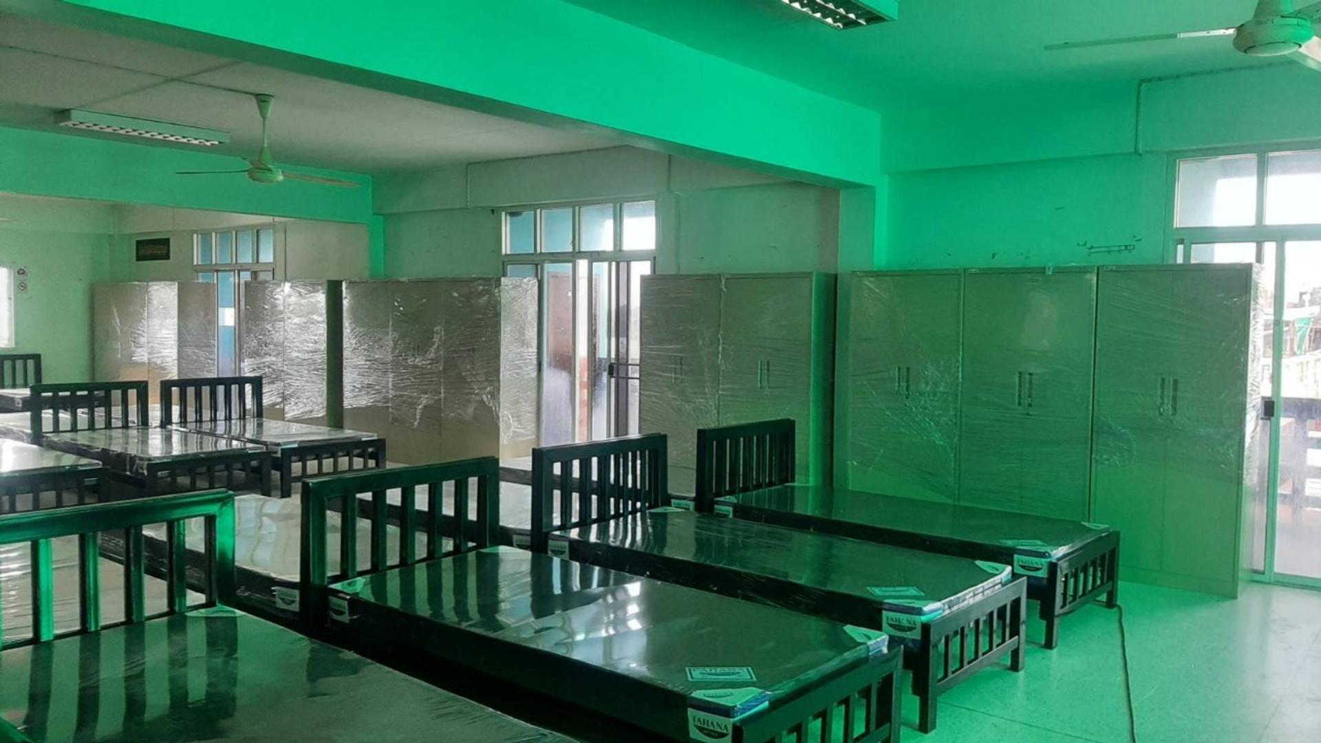 สถาบันอัรรอบิตี บางบัวทอง (ตู้เสื้อผ้าเหล็ก)