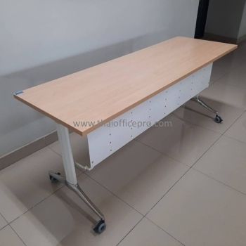 โต๊ะพับเอนกประสงค์ ขาอลูมิเนียม กันโป๊เหล็ก