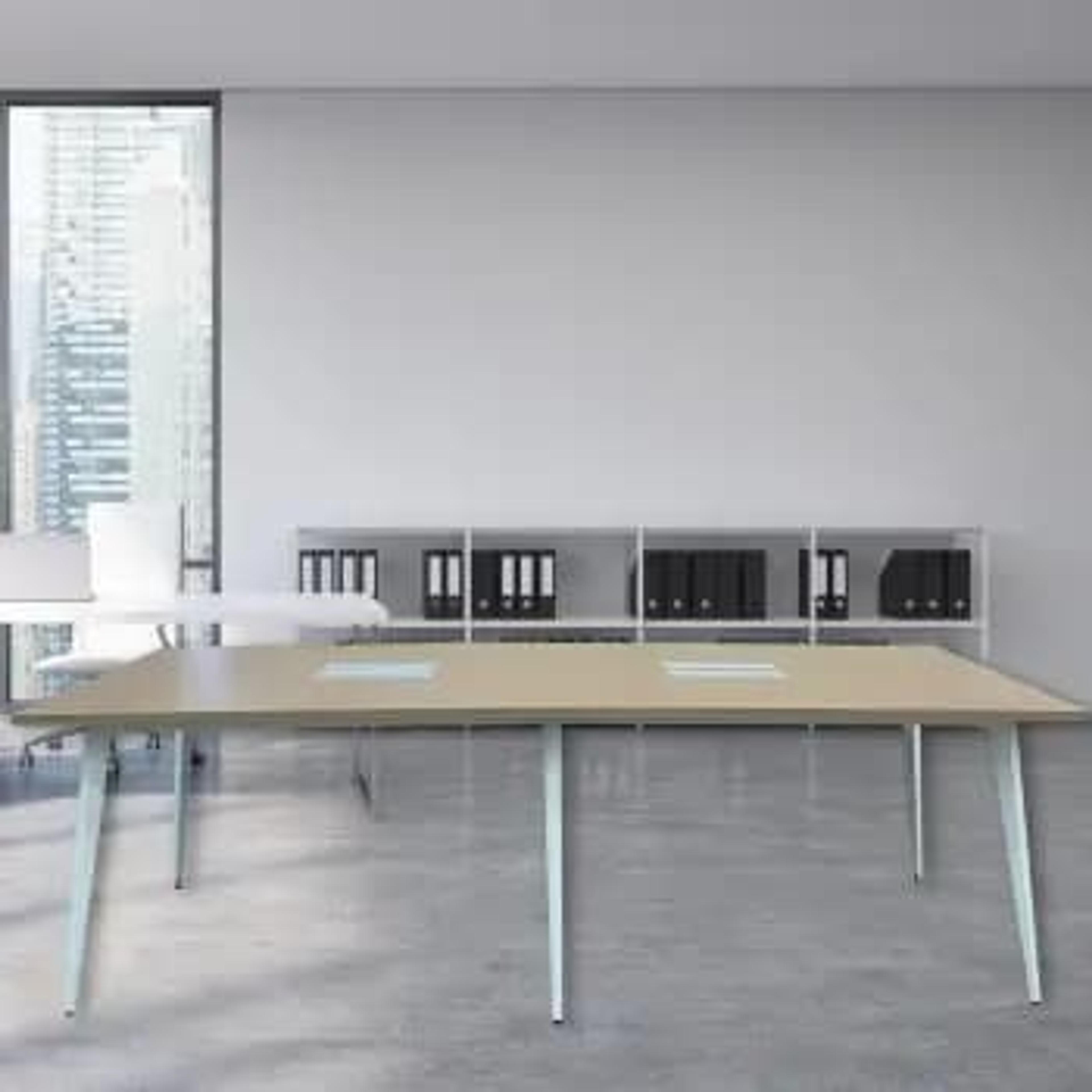 โต๊ะประชุม 8 ที่นั่ง รุ่น เคนซิงตัน 