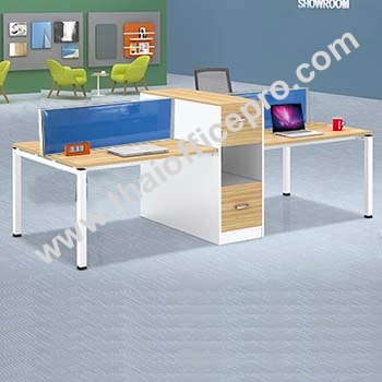 โต๊ะทำงานกลุ่ม 4 ที่ มีฉากกั้น