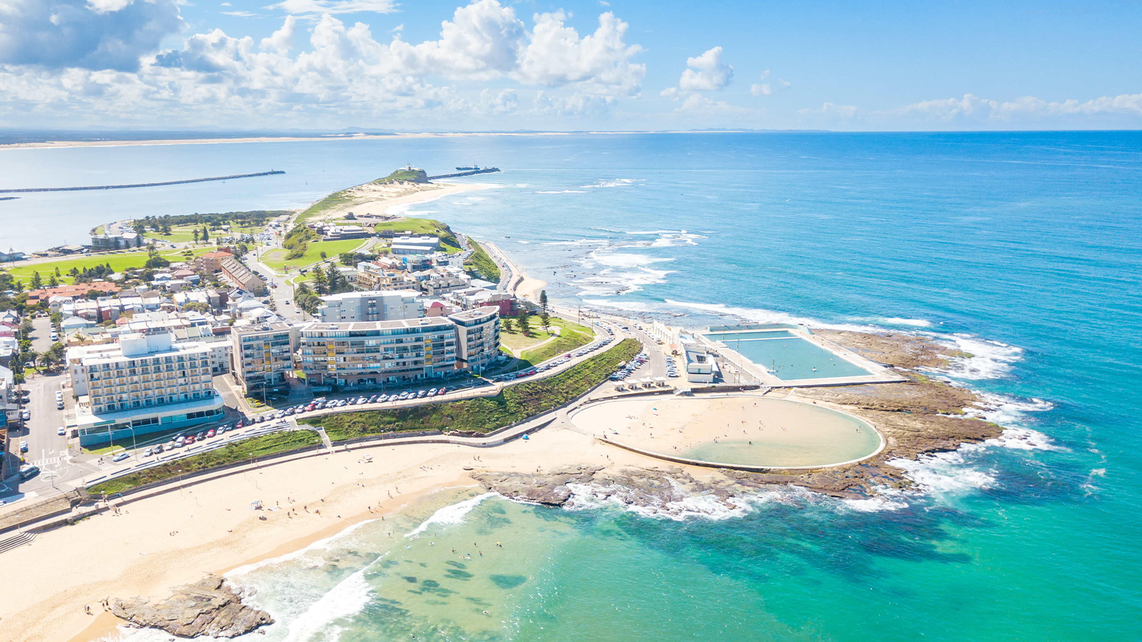 Port Stephens & Newcastle Holiday Packages