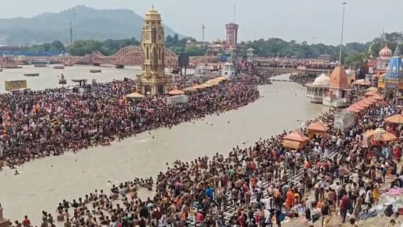 देवी-देवताओं का रूप धरकर नृत्य करने पर लगेगा प्रतिबंध, अखाड़ा परिषद सख्त; कानूनी कार्रवाई की चेतावनी