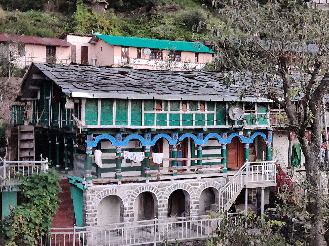 उत्तराखंड में होमस्टे संचालकों को मिलेगा इको-फ्लावर बैज, दस मानकों पर परखी जाएगी हरित मान्यता