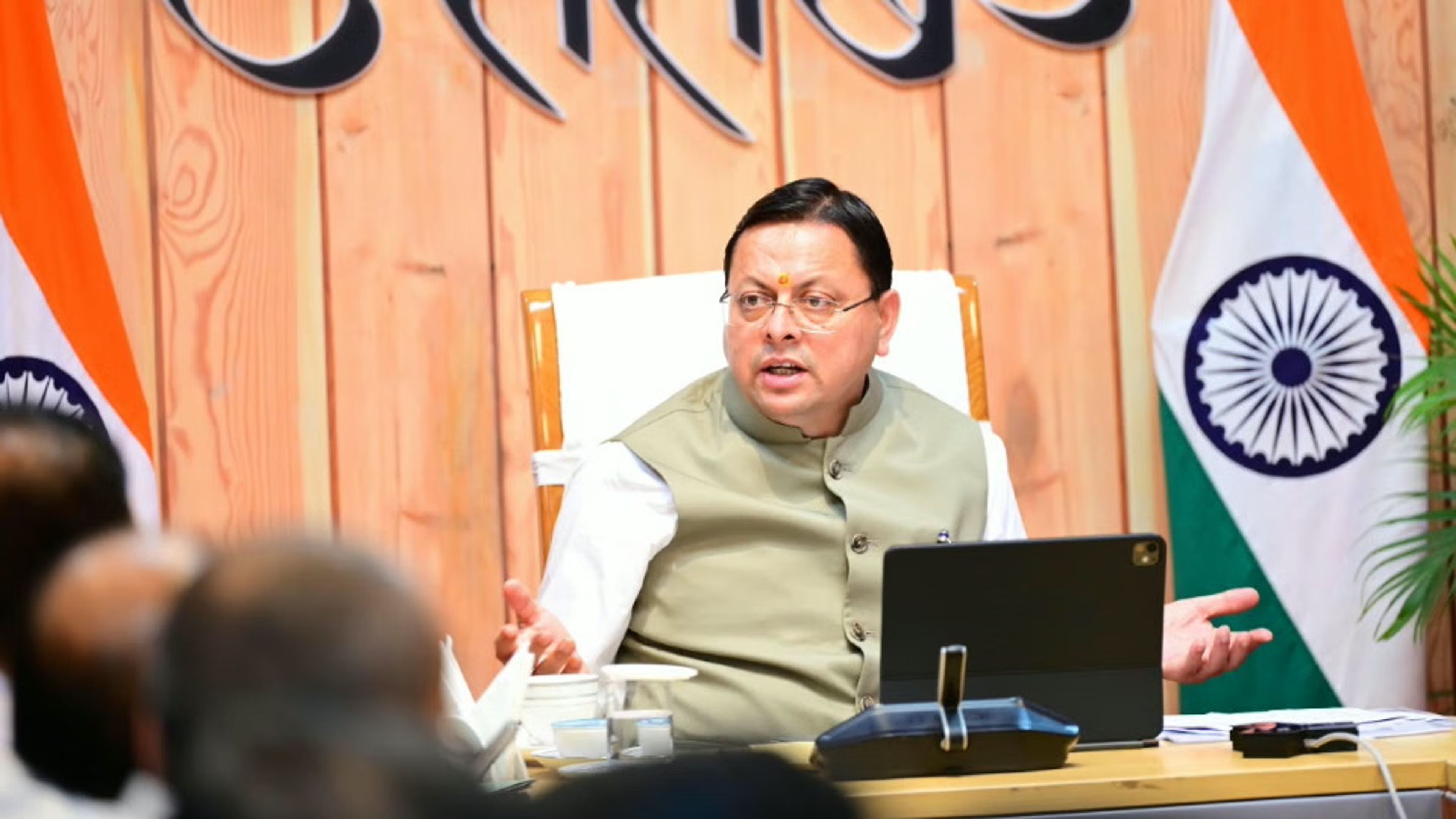 15 अक्टूबर के बाद खुद सड़कों की हकीकत परखेंगे CM धामी, मानसून से क्षतिग्रस्त मार्गों को तुरंत गड्ढा मुक्त करने के निर्देश