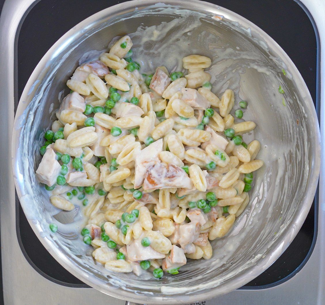 Healthier White Cheddar Mac & Cheese-image