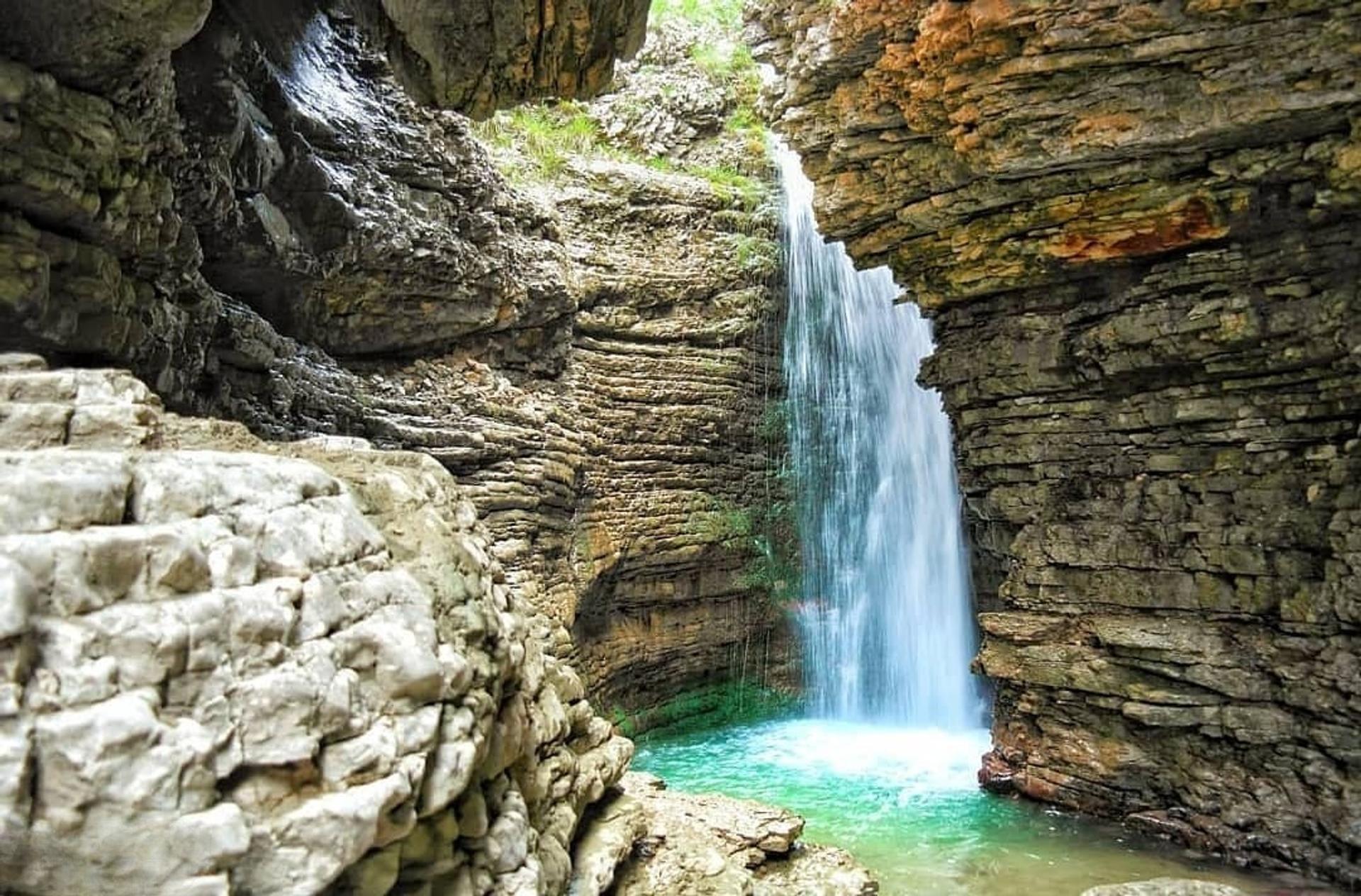 Gur-Gur Waterfall