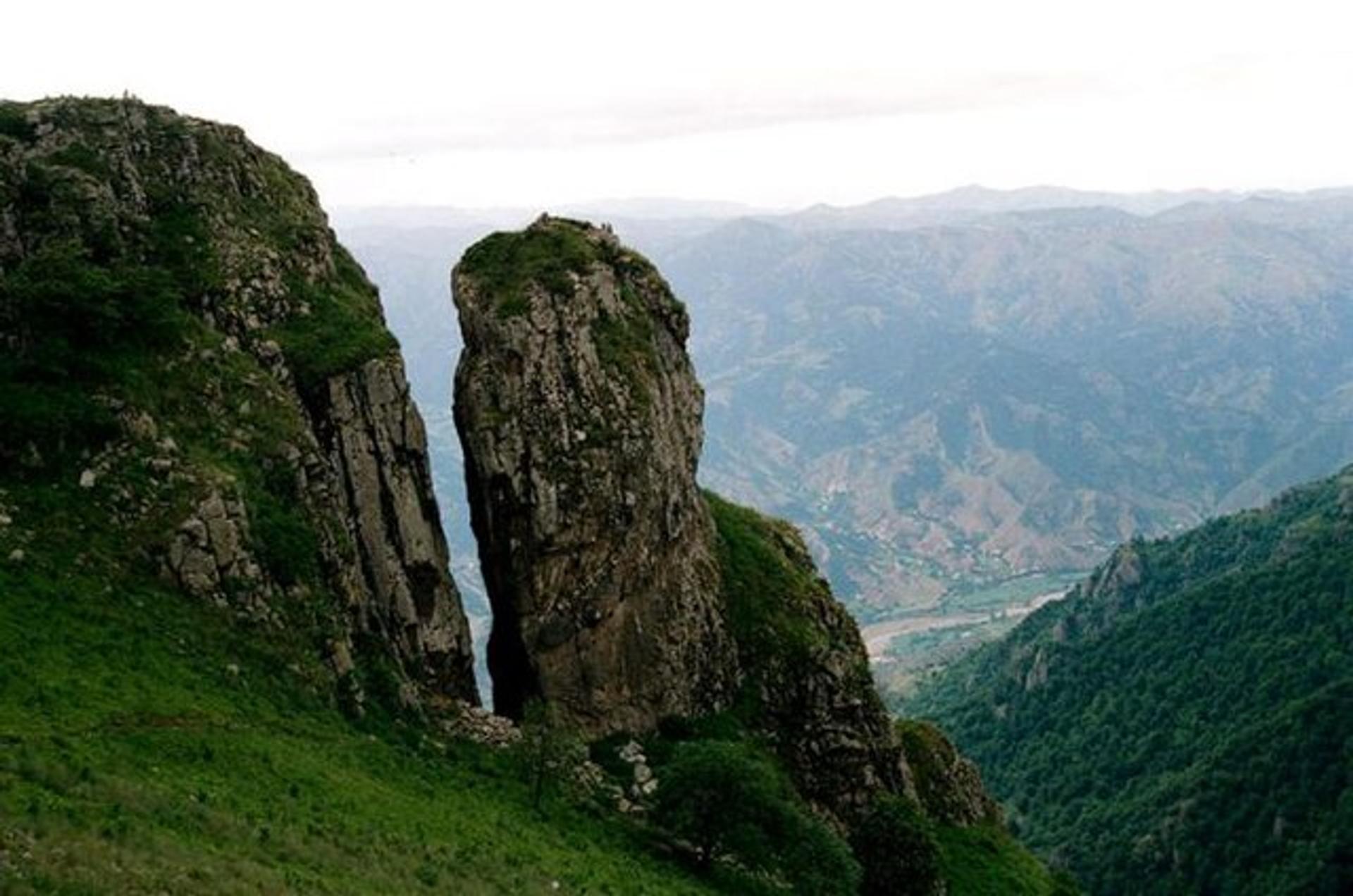 Hachagaya Peak