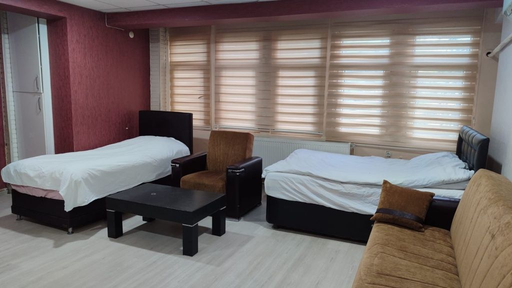 Adana Feke Öğretmenevi dış cephe görünümü