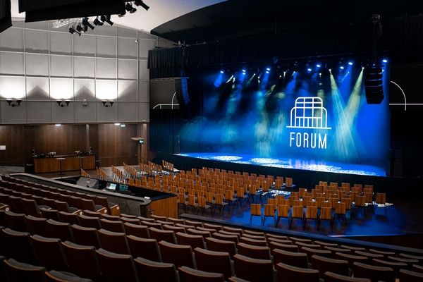 Forum Scene