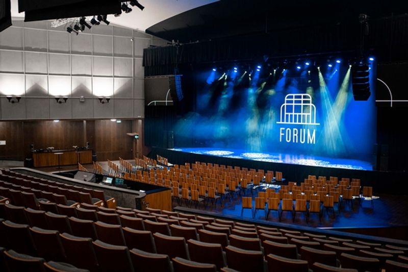 Forum Scene