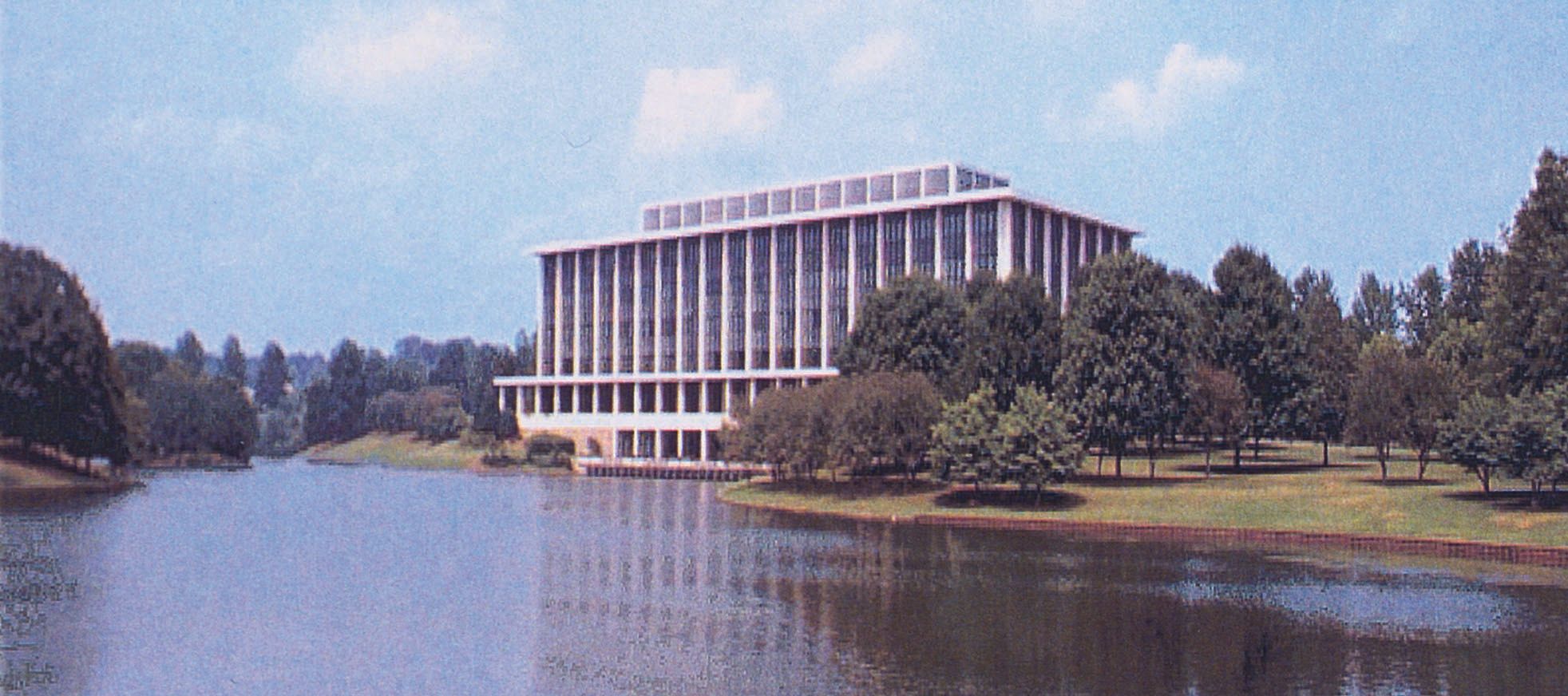 GE BUILDING