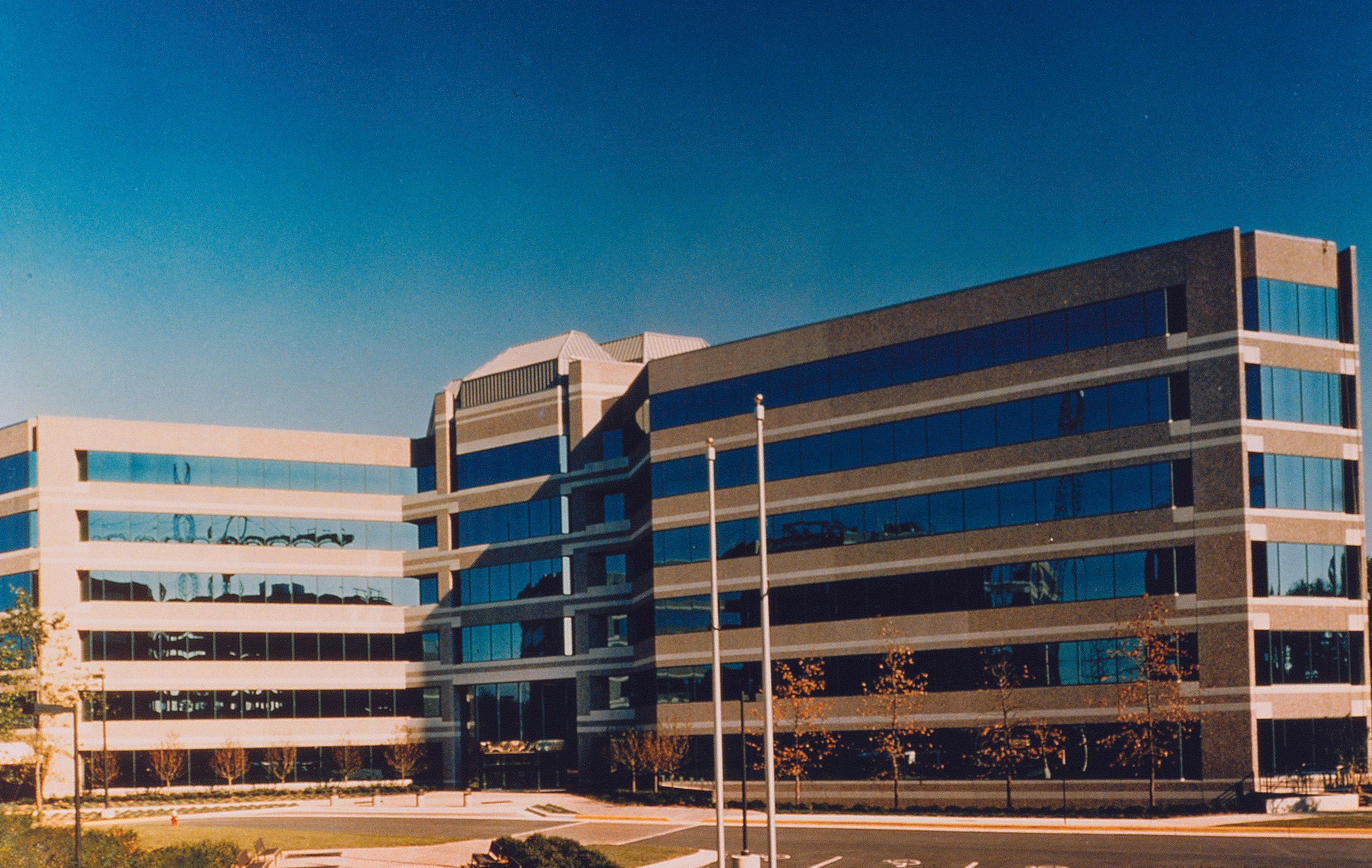 RESTON EXECUTIVE CENTER II