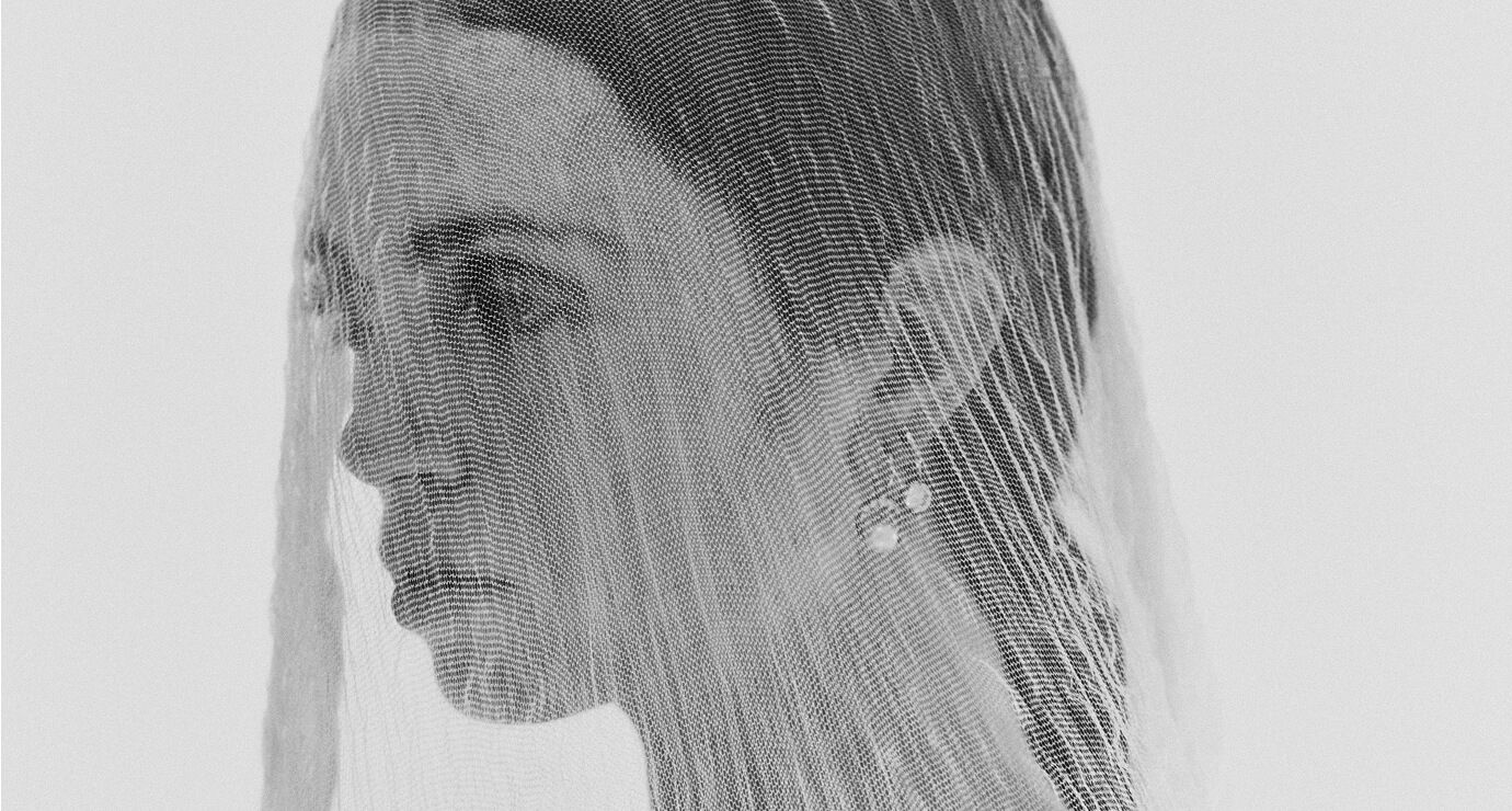 Modern Bridal Fashion: Danielle Frankel, Emilia Wickstead & More | VEIL Magazine